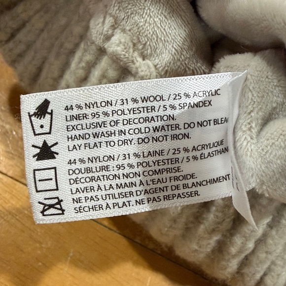 Cream Knit Beanie with Faux Fur Pom - Picture 6 of 6